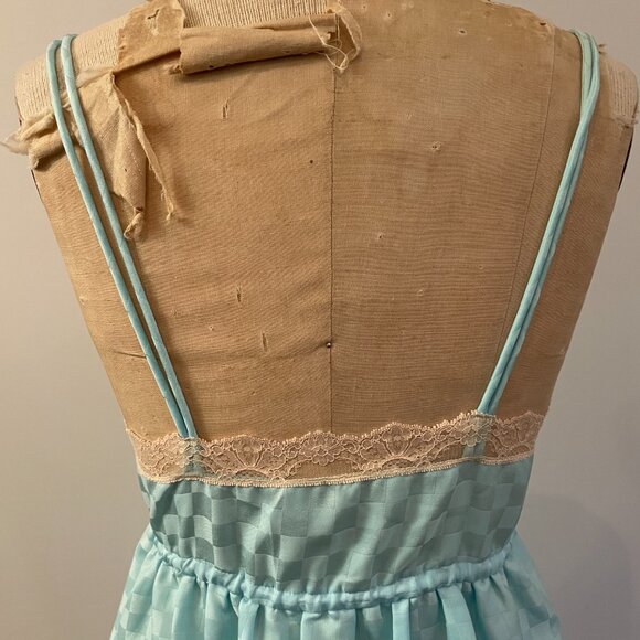 Vintage 70s Givenchy Intimates Chemise Peignoir Nightgown Angel Sleeve Robe Lace - Picture 9 of 16